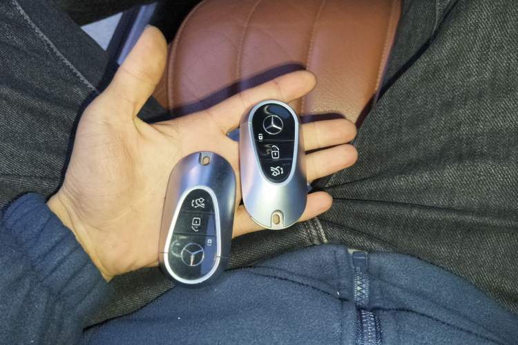 Used Mercedes-Benz S-Class 2022 S 400 L Business Model Vehicle Key