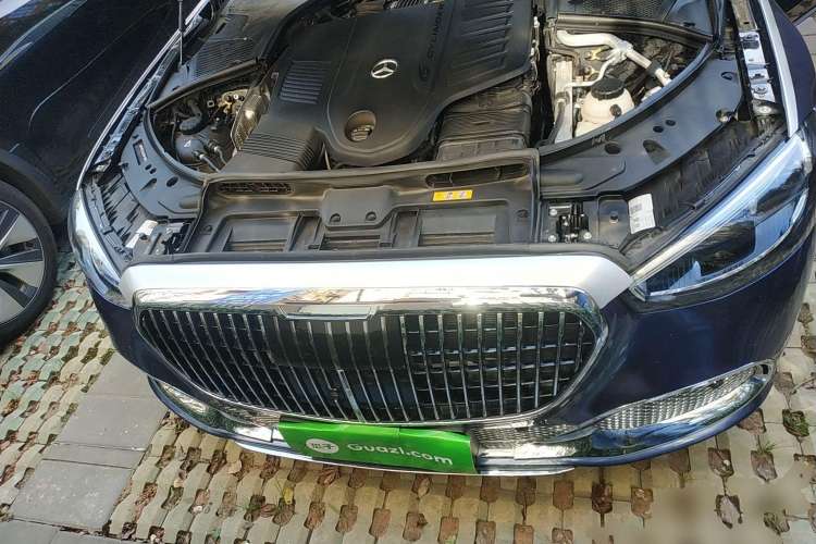 Used Mercedes-Benz S-Class 2022 S 400 L Luxury Model Engine Bay