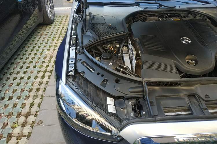 Used Mercedes-Benz S-Class 2022 S 400 L Luxury Model Engine Bay Right
