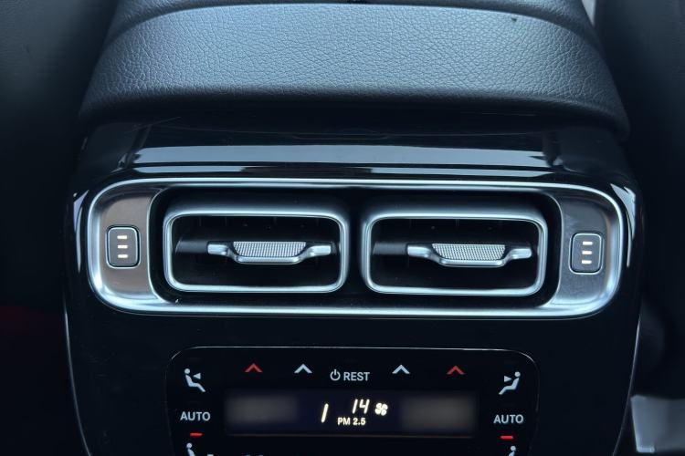 Used Mercedes-Benz S-Class 2022 S 450 L 4MATIC Interior 3