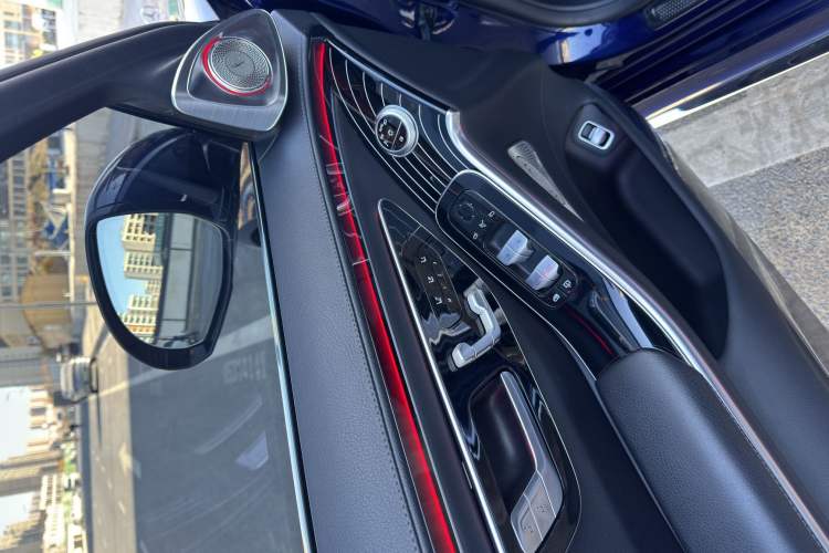 Used Mercedes-Benz S-Class 2022 S 450 L 4MATIC Interior 4