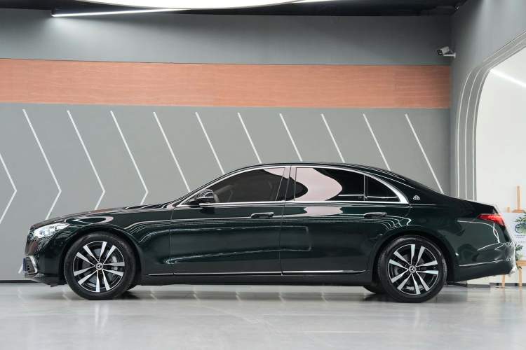 Used Mercedes-Benz S-Class 2022 Revised S 400 L Luxury Edition Exterior 1