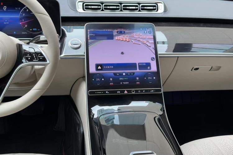Used Mercedes-Benz S-Class 2022 Revised S 400 L Luxury Edition Interior 3