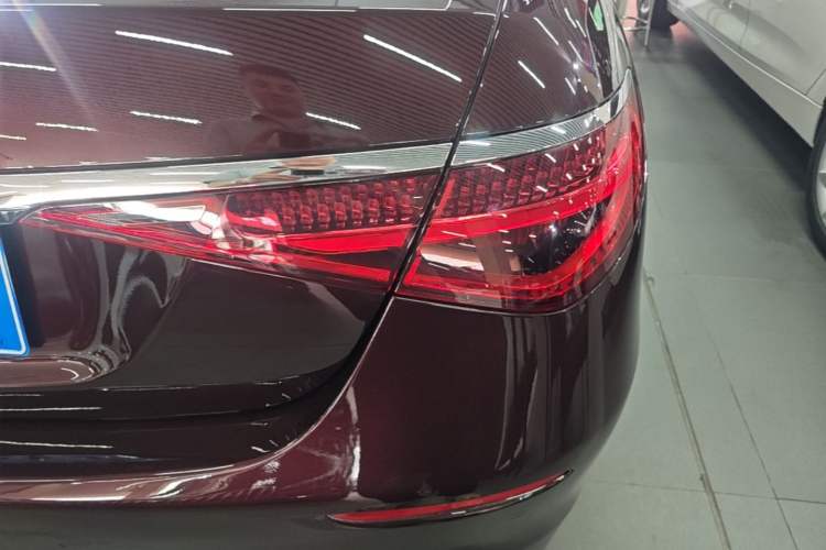 Used Mercedes-Benz S-Class 2022 Revised S 400 L Business Version Right Rear Taillight