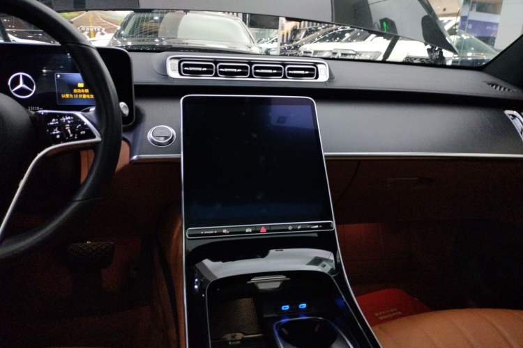 Used Mercedes-Benz S-Class 2023 S 400 L Business Model Audio And AC Panel
