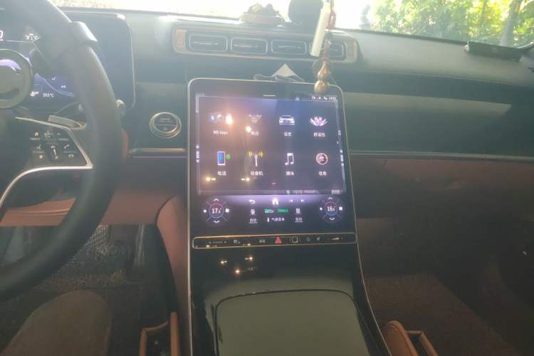 Used Mercedes-Benz S-Class 2023 Updated S 400 L Luxury Edition Audio And AC Panel