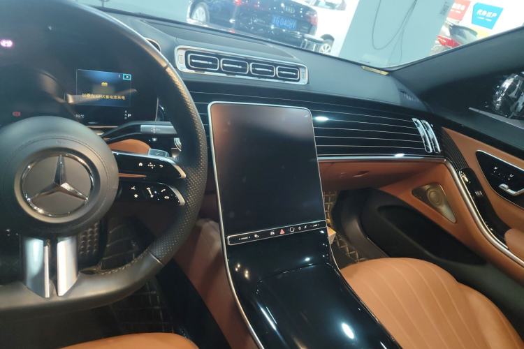 Used Mercedes-Benz S-Class 2023 Restyled S 450 L 4MATIC Audio And AC Panel
