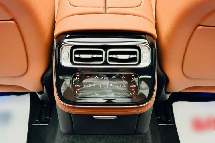 Used Mercedes-Benz S-Class 2023 Updated S 400 L Business Version Audio And AC Panel
