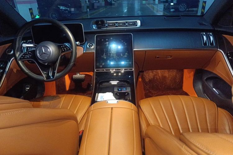 Used Mercedes-Benz S-Class 2023 S 400 L Business Model Center Console