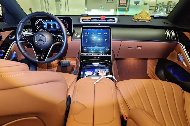 Used Mercedes-Benz S-Class 2023 S 400 L Business Model Center Console