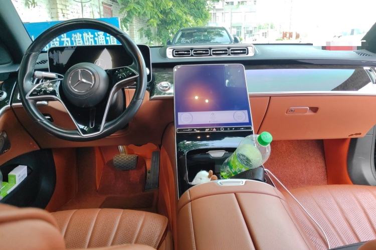 Used Mercedes-Benz S-Class 2023 Updated S 400 L Luxury Edition Center Console