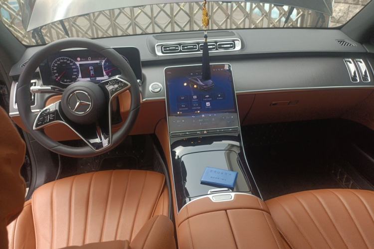 Used Mercedes-Benz S-Class 2023 Updated S 400 L Business Version Center Console