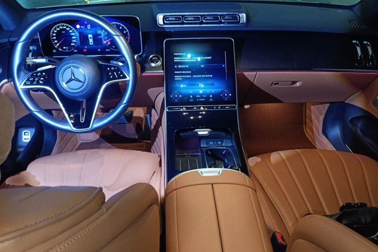 Used Mercedes-Benz S-Class 2023 S 400 L Business Model Center Console