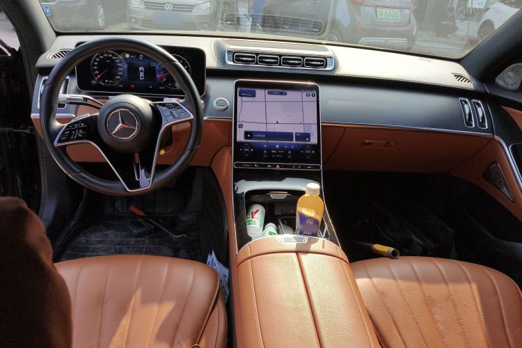 Used Mercedes-Benz S-Class 2023 S 400 L Business Model Center Console