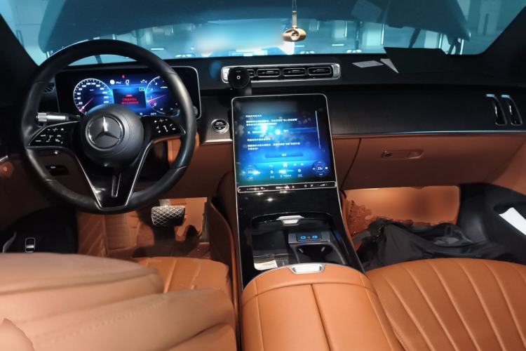 Used Mercedes-Benz S-Class 2023 S 400 L Business Model Center Console