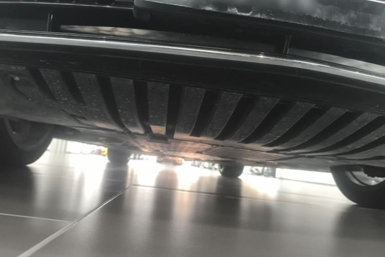 Used Mercedes-Benz S-Class 2023 S 450 L 4MATIC Chassis Front
