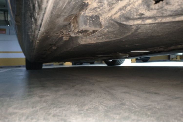 Used Mercedes-Benz S-Class 2023 S 450 L 4MATIC Chassis Rear Left