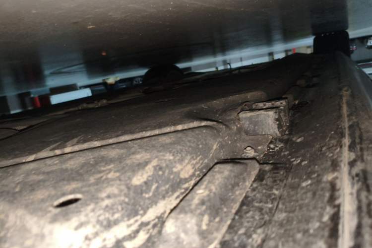 Used Mercedes-Benz S-Class 2023 S 450 L 4MATIC Chassis Rear Left