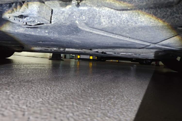 Used Mercedes-Benz S-Class 2023 S 400 L Luxury Model Chassis Rear Left