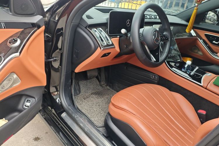 Used Mercedes-Benz S-Class 2023 Updated S 400 L Luxury Edition Driver Seat