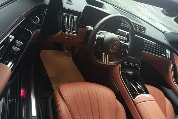 Used Mercedes-Benz S-Class 2023 S 450 L 4MATIC Driver Seat
