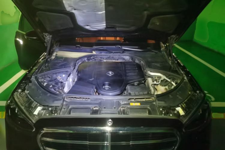 Used Mercedes-Benz S-Class 2023 Restyled S 450 L 4MATIC Engine Bay