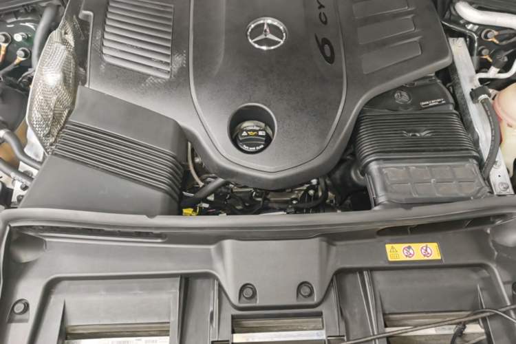 Used Mercedes-Benz S-Class 2023 S 450 L 4MATIC Engine Bay