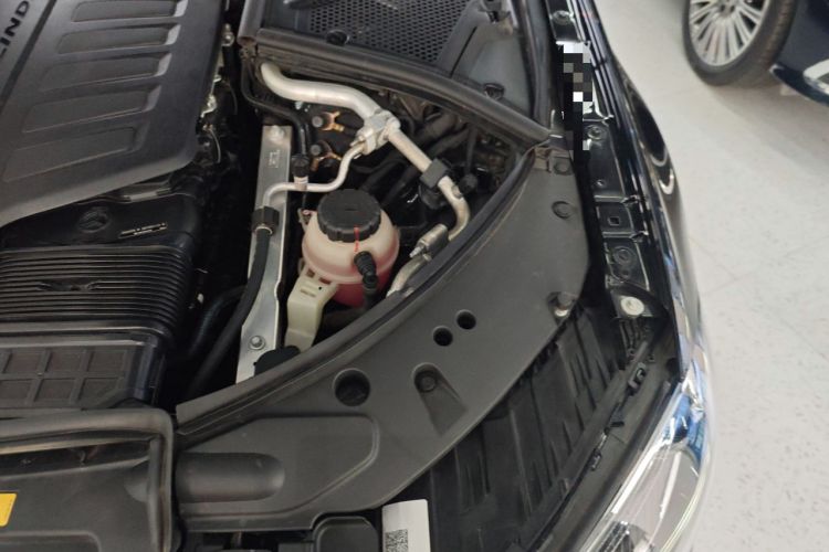 Used Mercedes-Benz S-Class 2023 Updated S 400 L Luxury Edition Engine Bay Left
