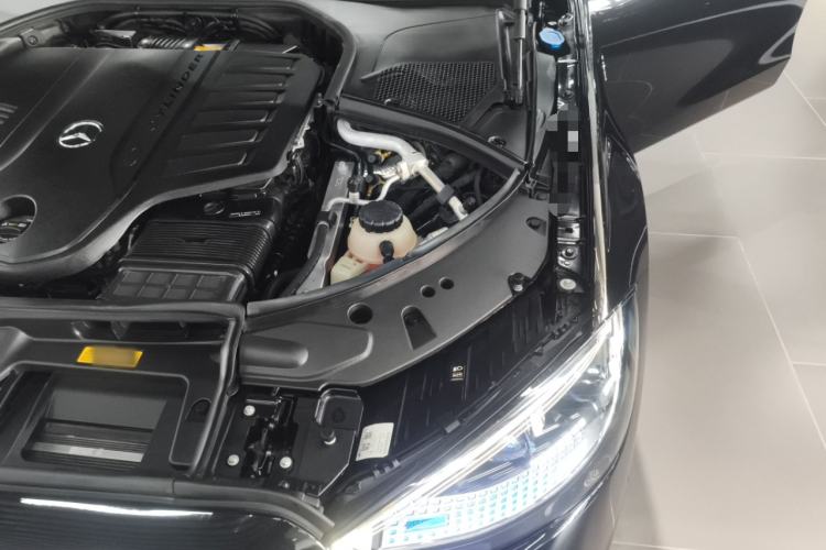 Used Mercedes-Benz S-Class 2023 S 450 L 4MATIC Engine Bay Left