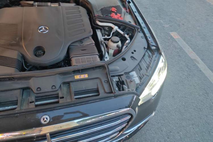 Used Mercedes-Benz S-Class 2023 Updated S 400 L Luxury Edition Engine Bay Left