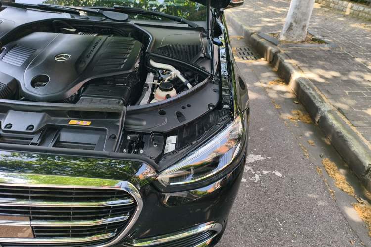 Used Mercedes-Benz S-Class 2023 S 400 L Business Model Engine Bay Left