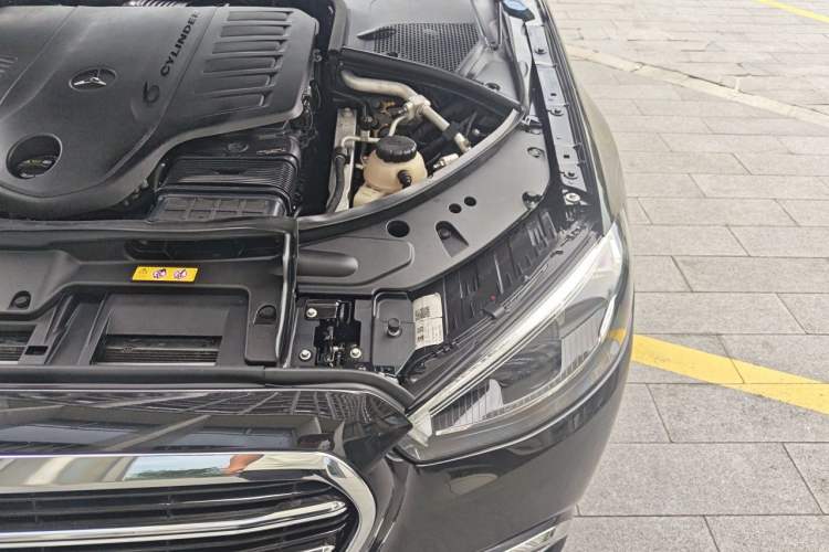 Used Mercedes-Benz S-Class 2023 Updated S 400 L Business Version Engine Bay Left
