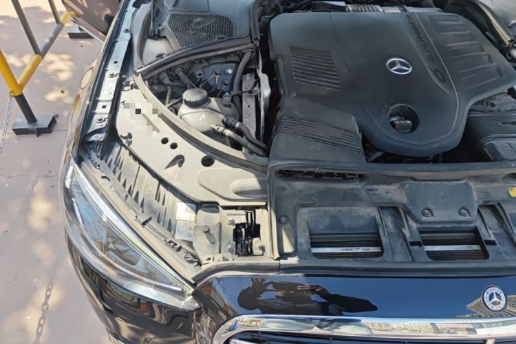 Used Mercedes-Benz S-Class 2023 S 400 L Luxury Model Engine Bay Right