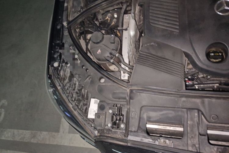 Used Mercedes-Benz S-Class 2023 Updated S 400 L Luxury Edition Engine Bay Right