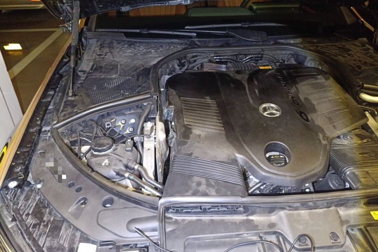 Used Mercedes-Benz S-Class 2023 S 400 L Business Model Engine Bay Right