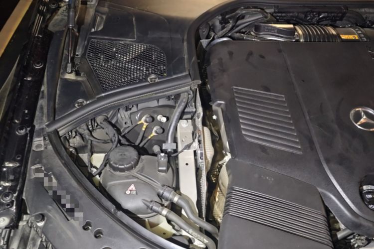 Used Mercedes-Benz S-Class 2023 Updated S 400 L Business Version Engine Bay Right