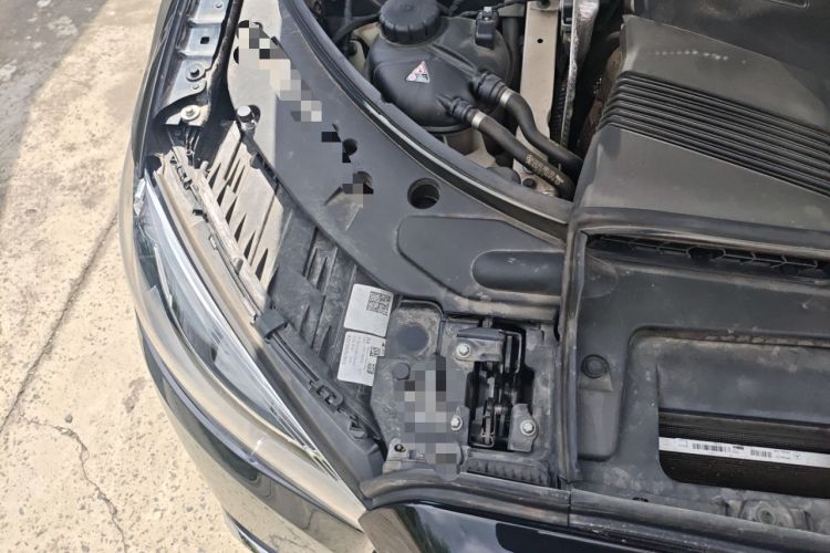 Used Mercedes-Benz S-Class 2023 Updated S 400 L Luxury Edition Engine Bay Right