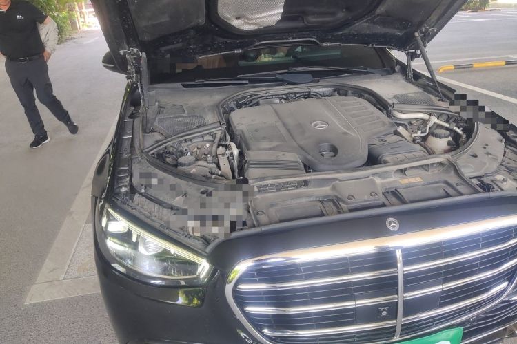 Used Mercedes-Benz S-Class 2023 Updated S 400 L Luxury Edition Engine Bay Right