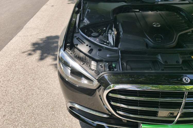 Used Mercedes-Benz S-Class 2023 S 400 L Business Model Engine Bay Right