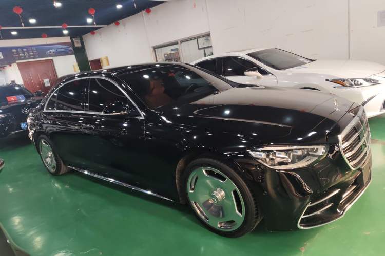 Used Mercedes-Benz S-Class 2023 Restyled S 450 L 4MATIC Exterior 2