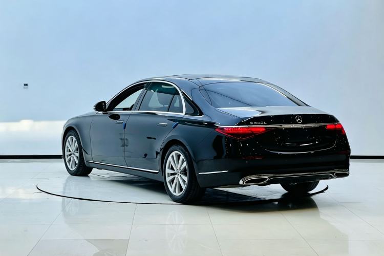 Used Mercedes-Benz S-Class 2023 Updated S 400 L Business Version Exterior 3