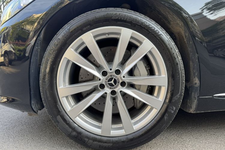 Used Mercedes-Benz S-Class 2023 Updated S 400 L Business Version Exterior 3