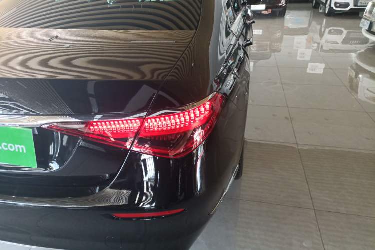 Used Mercedes-Benz S-Class 2023 Updated S 400 L Business Version Exterior 3