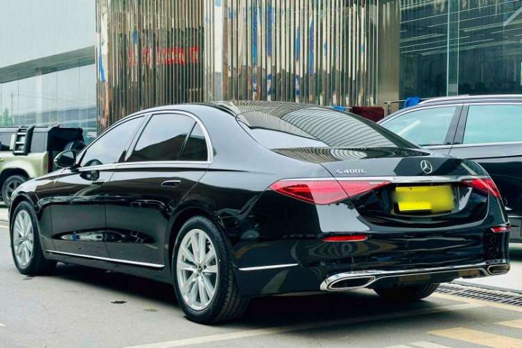 Used Mercedes-Benz S-Class 2023 Updated S 400 L Business Version Exterior 4