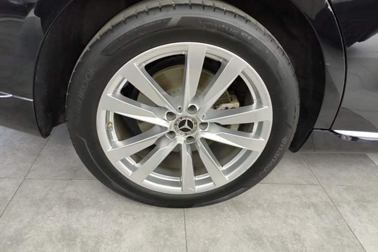 Used Mercedes-Benz S-Class 2023 S 400 L Business Model Exterior 5