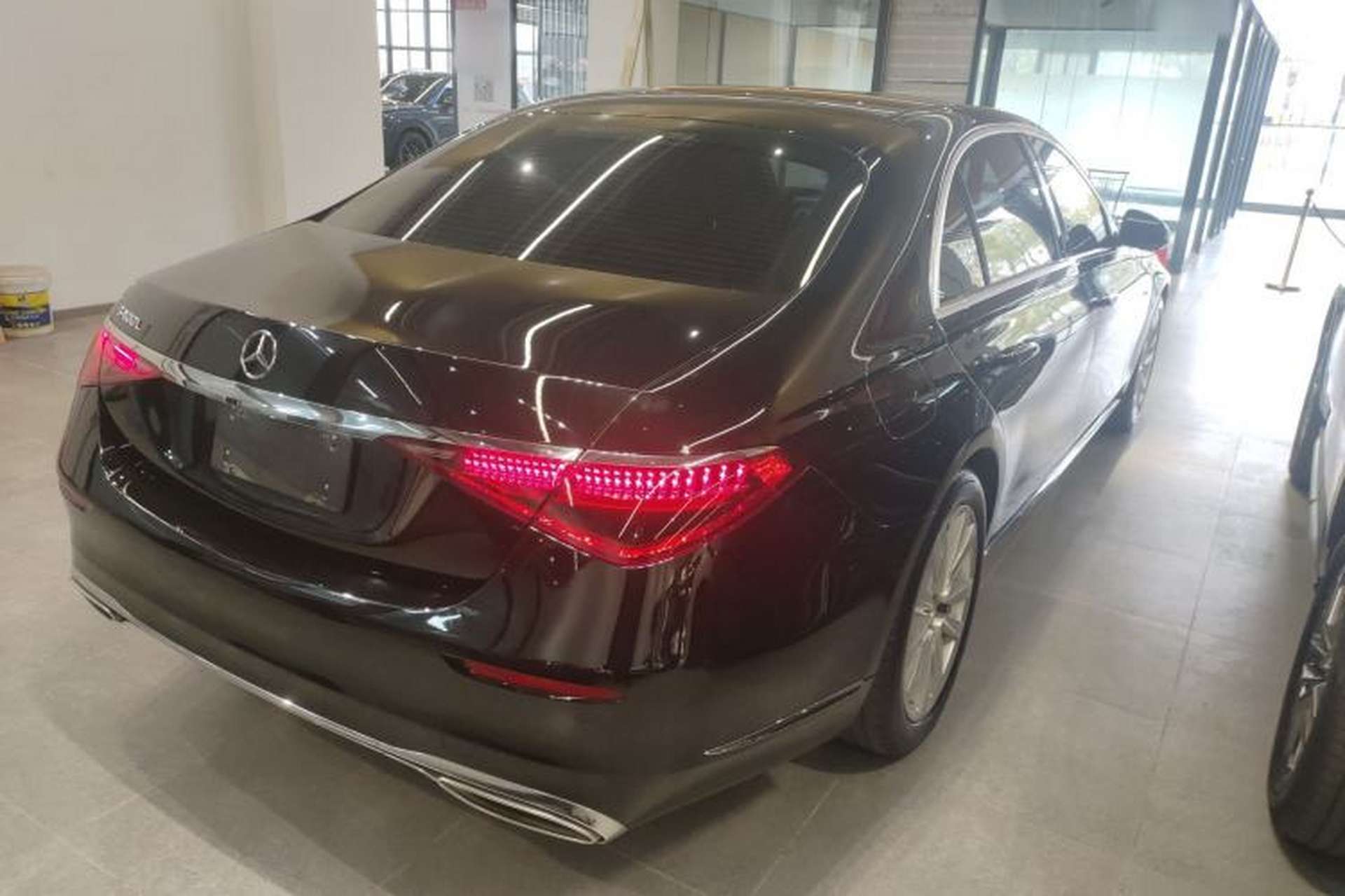 Used Mercedes-Benz S-Class 2023 S 400 L Business Model Exterior 5