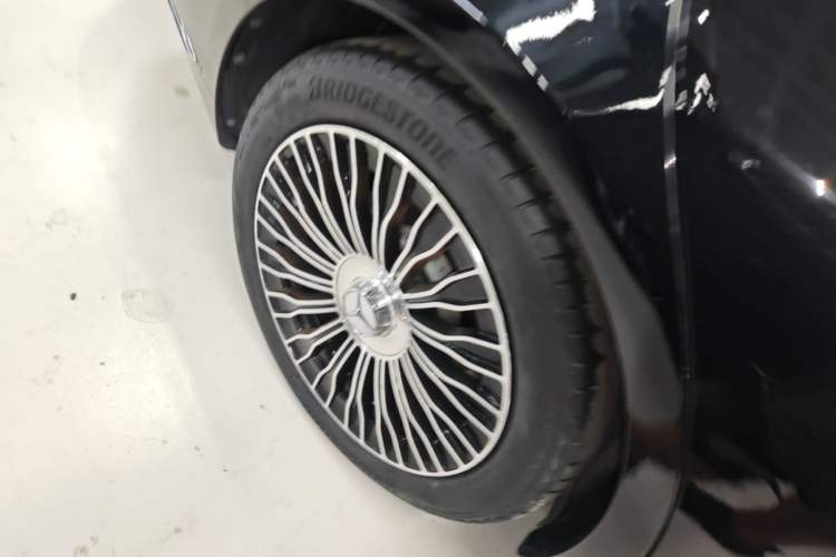 Used Mercedes-Benz S-Class 2023 S 400 L Business Model Exterior 5