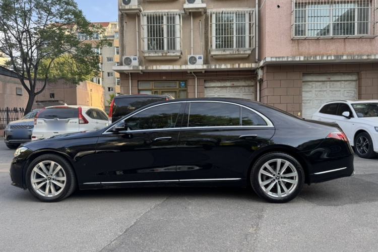 Used Mercedes-Benz S-Class 2023 Updated S 400 L Business Version Exterior 5