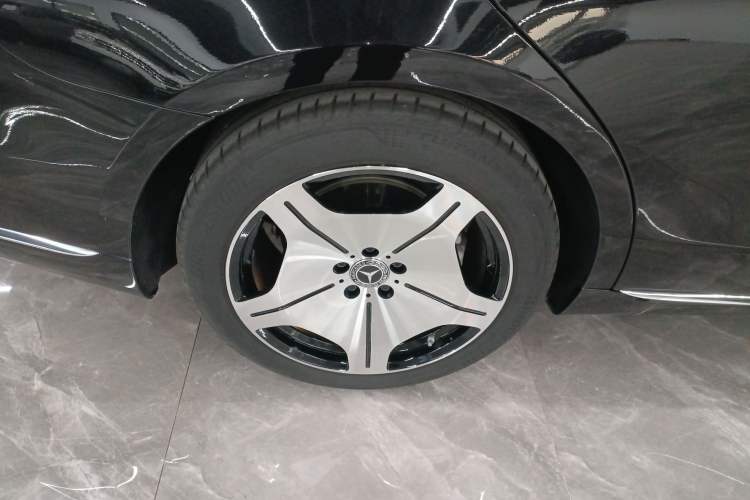 Used Mercedes-Benz S-Class 2023 Updated S 400 L Business Version Exterior 8