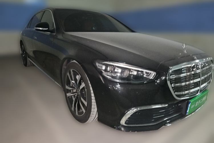 Used Mercedes-Benz S-Class 2023 Updated S 400 L Luxury Edition Front Right 45 Deg